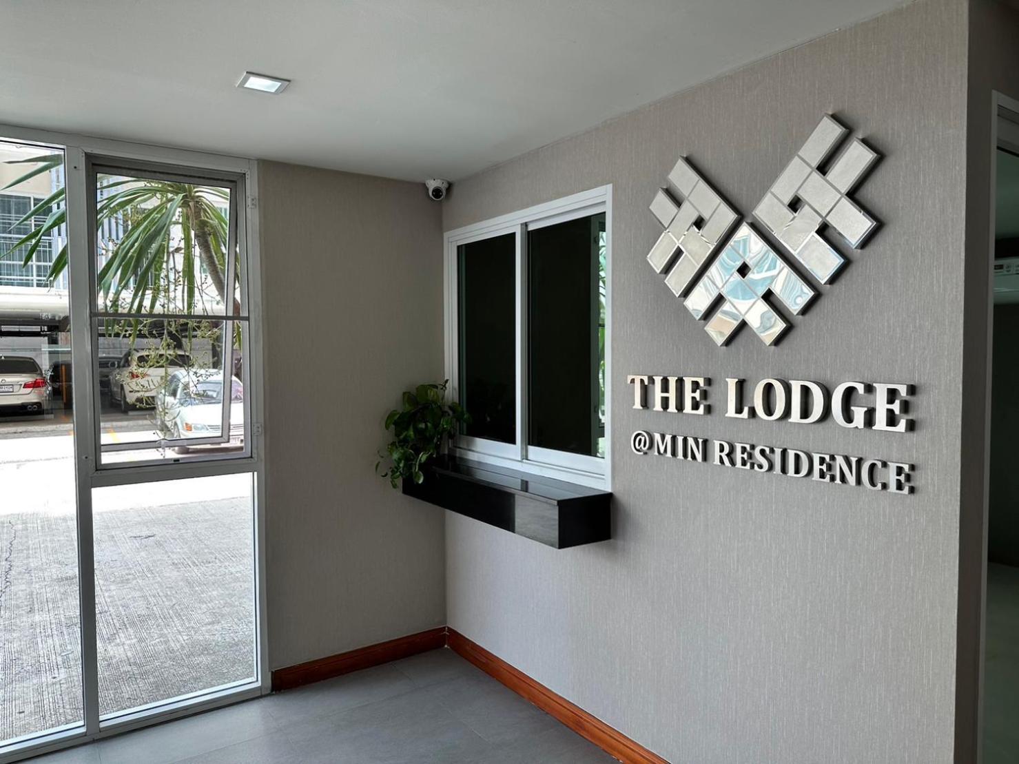 The Lodge @ Min Residence Bangkok Eksteriør billede